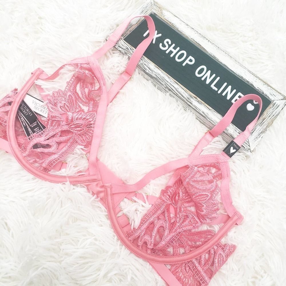 $73 34C Victoria's Secret Very Sexy Embroidered Cutout Bra